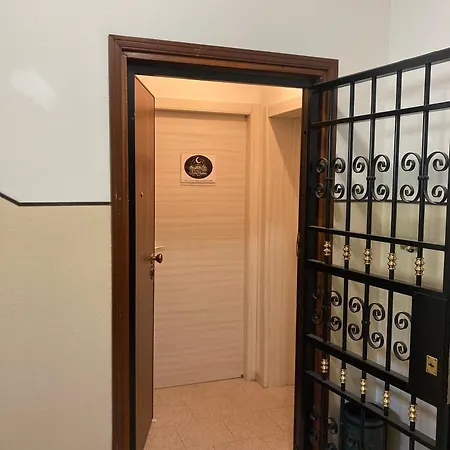 Luna Apartment