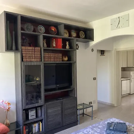 Luna Apartment *