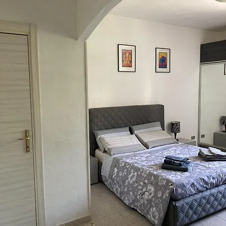Luna Apartment La Mura San Carlo