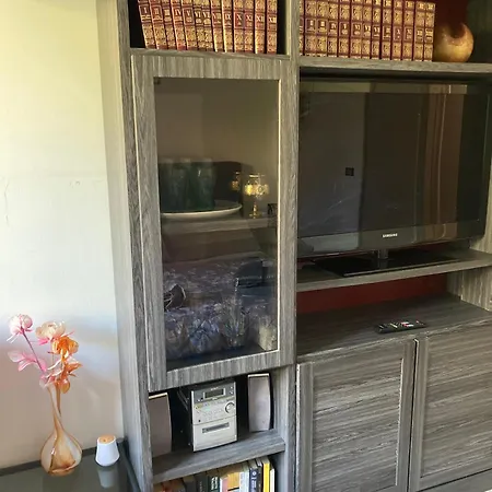 Luna Apartment
